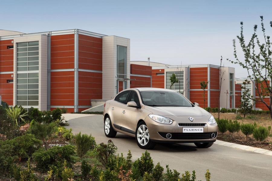  Renault Fluence 2010 года  (фото 118 из 146)